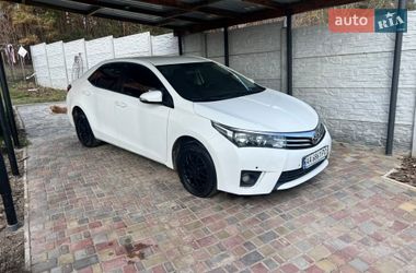 Седан Toyota Corolla 2013 в Василькове