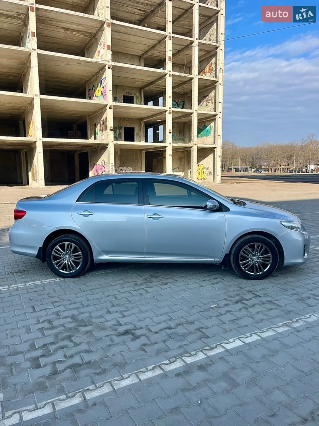 2011 Toyota Corolla - мініатюра 11