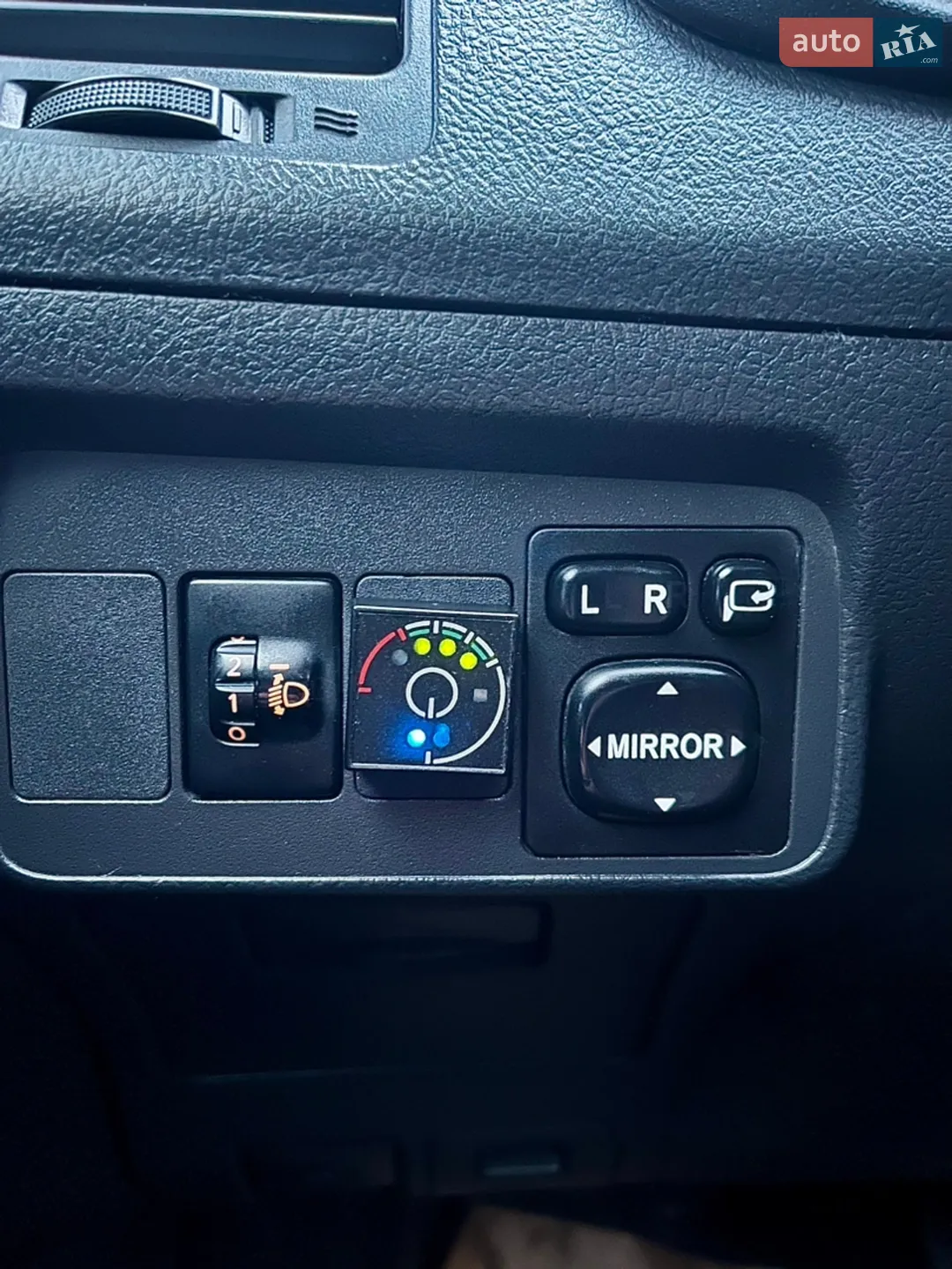 2011 Toyota Corolla - мініатюра 55