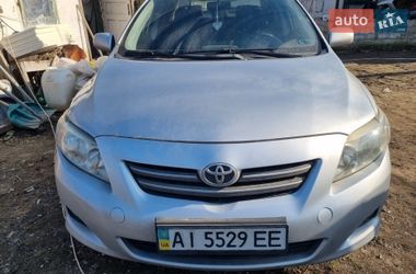 Седан Toyota Corolla 2008 в Києві