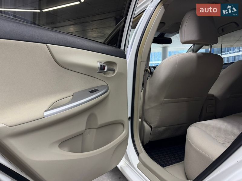 Седан Toyota Corolla 2013 в Одессе фото 23 Седан Toyota Corolla 2013 в Одессе