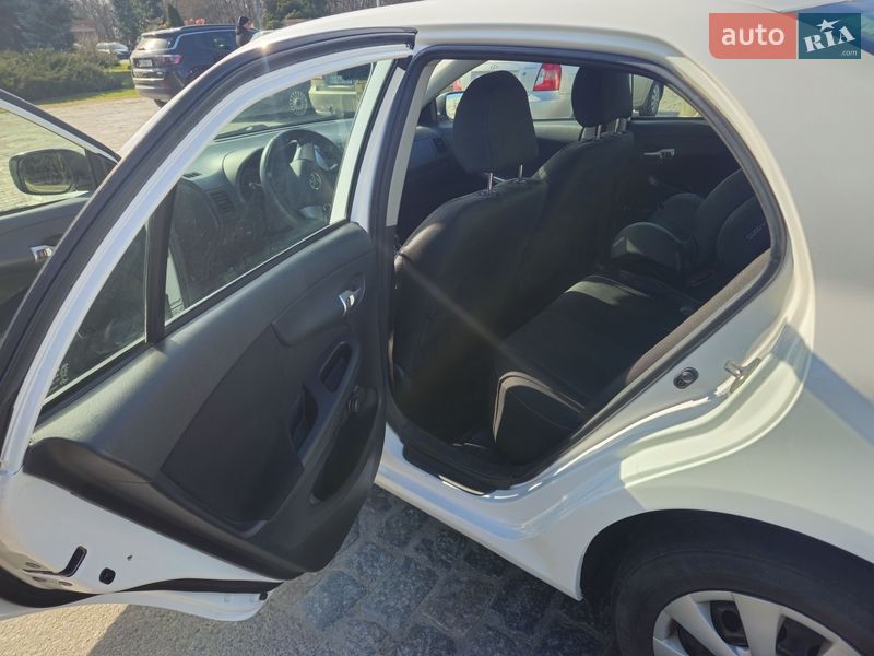 Седан Toyota Corolla 2012 в Кременчуге