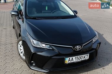 Седан Toyota Corolla 2020 в Киеве