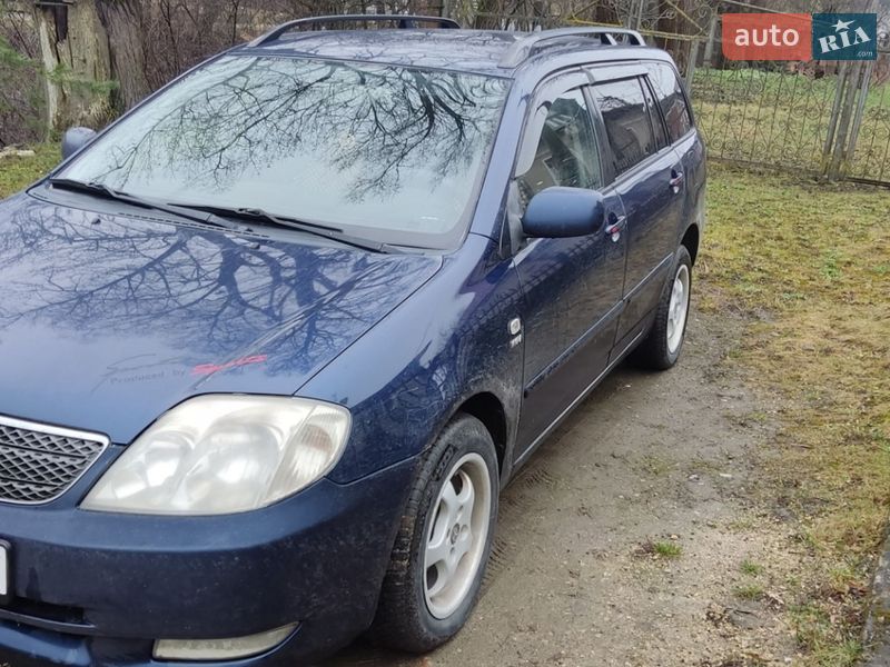 Універсал Toyota Corolla 2002 в Тернополі