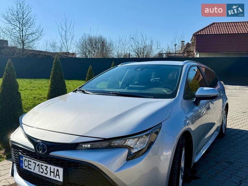 Универсал Toyota Corolla 2020 в Черновцах