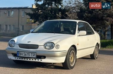 Седан Toyota Corolla 1997 в Одессе