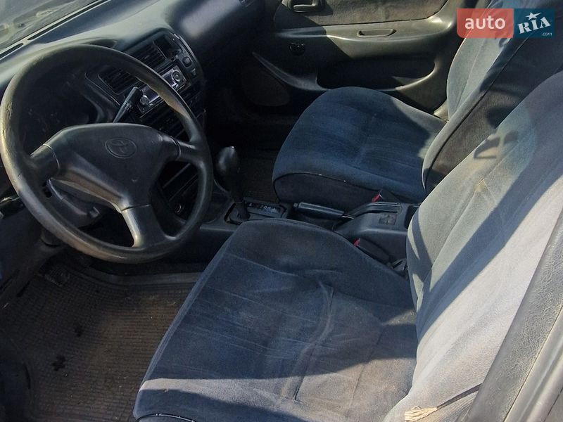 Седан Toyota Corolla 1993 в Одессе