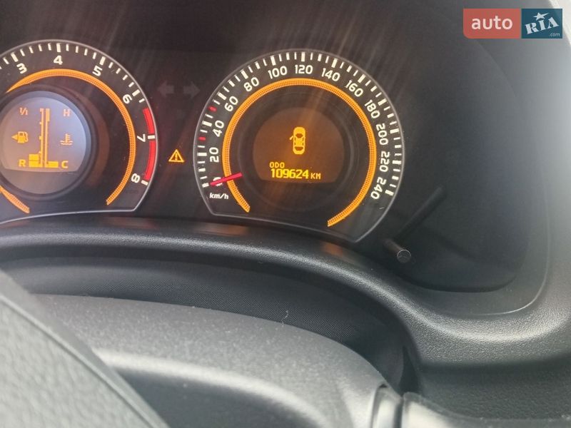 Седан Toyota Corolla 2011 в Олевске