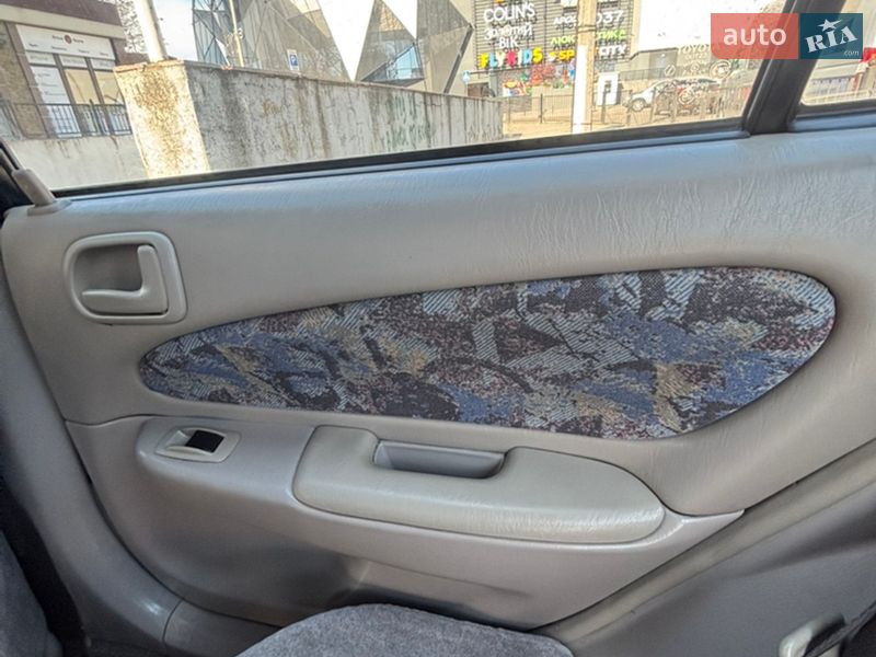 Седан Toyota Corolla 1997 в Одесі фото 14 Седан Toyota Corolla 1997 в Одесі