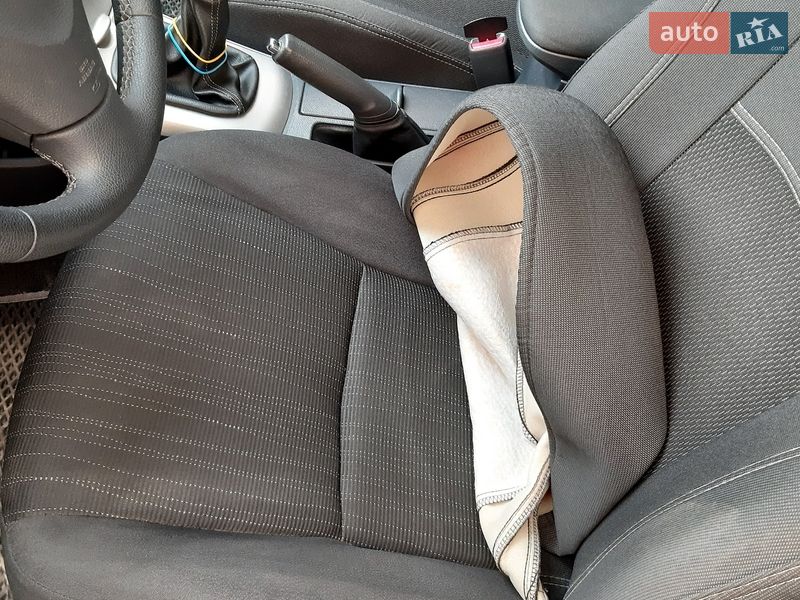 Седан Toyota Corolla 2007 в Ивано-Франковске фото 27 Седан Toyota Corolla 2007 в Ивано-Франковске