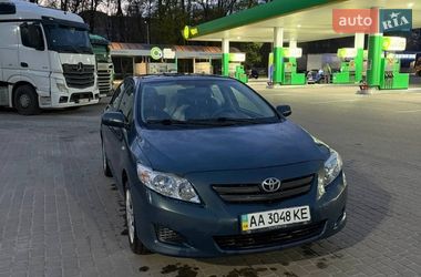 Седан Toyota Corolla 2009 в Василькове