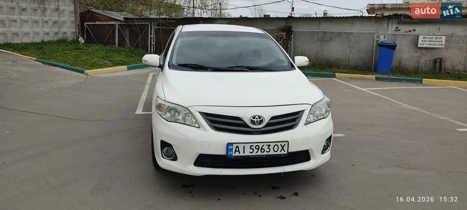 2010 Toyota Corolla - мініатюра 12