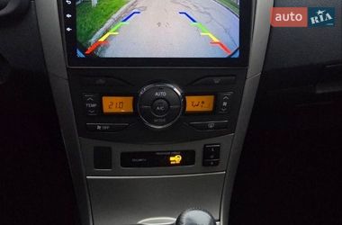 Седан Toyota Corolla 2007 в Киеве