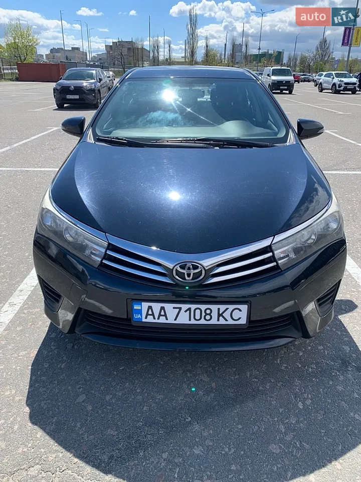 2013 Toyota Corolla - мініатюра 9