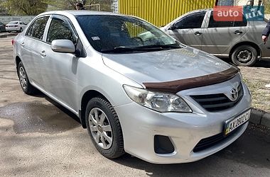 Седан Toyota Corolla 2010 в Харкові
