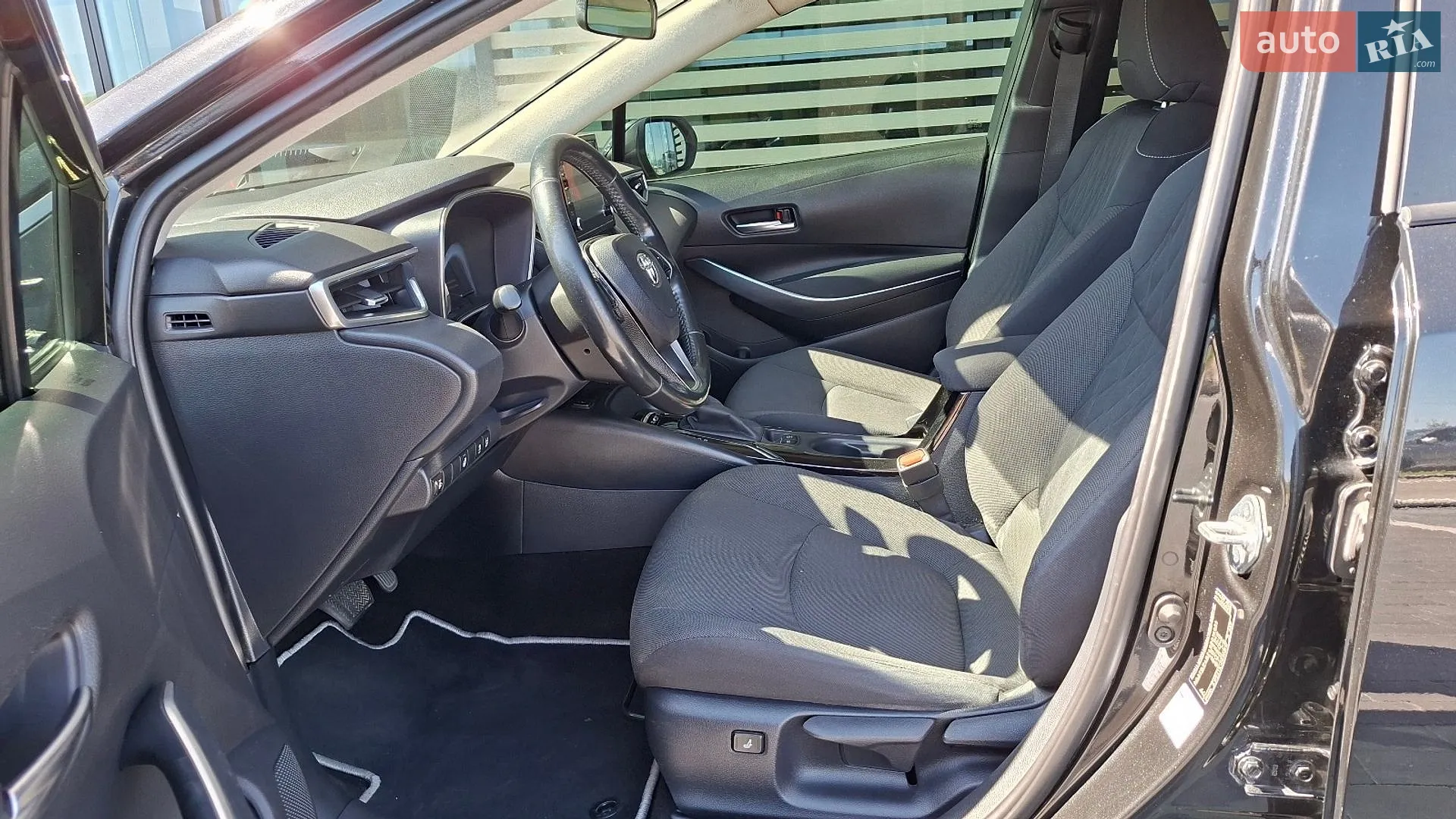 2019 Toyota Corolla - мініатюра 16