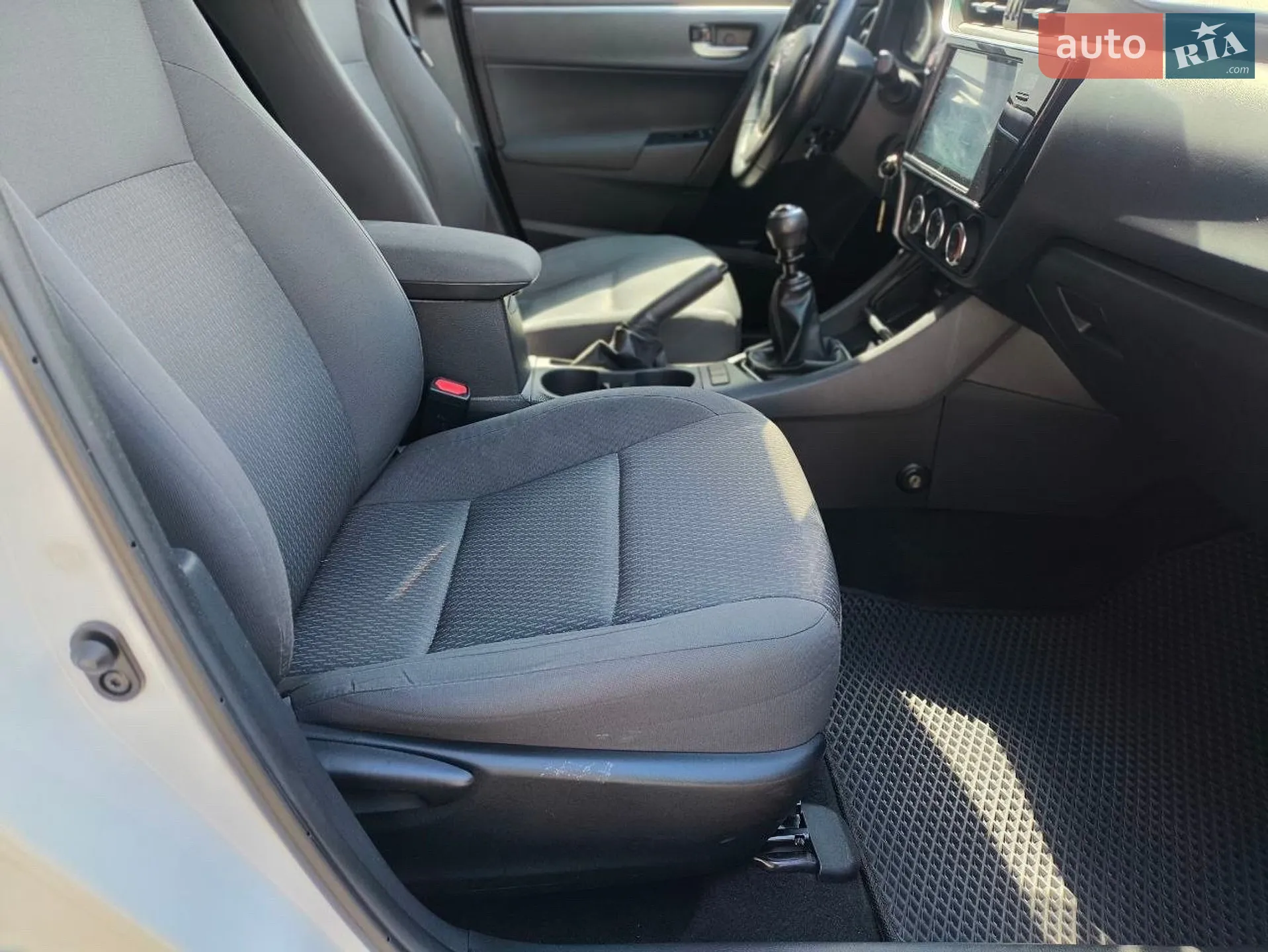 2016 Toyota Corolla - мініатюра 13