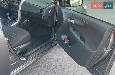 Седан Toyota Corolla 2007 в Киеве