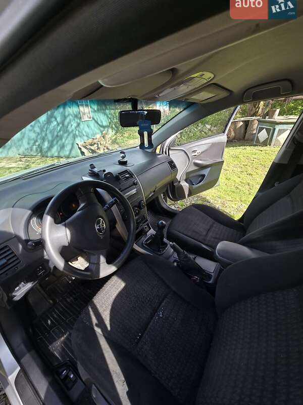 Седан Toyota Corolla 2007 в Вижнице
