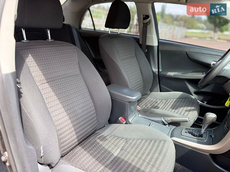 Седан Toyota Corolla 2009 в Киеве фото 22 Седан Toyota Corolla 2009 в Киеве