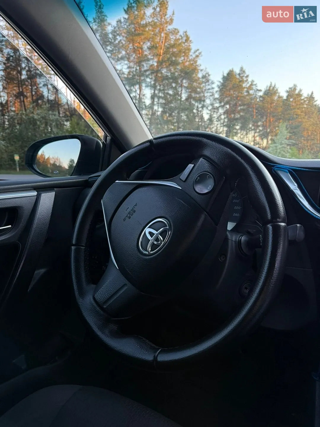 2016 Toyota Corolla - мініатюра 9