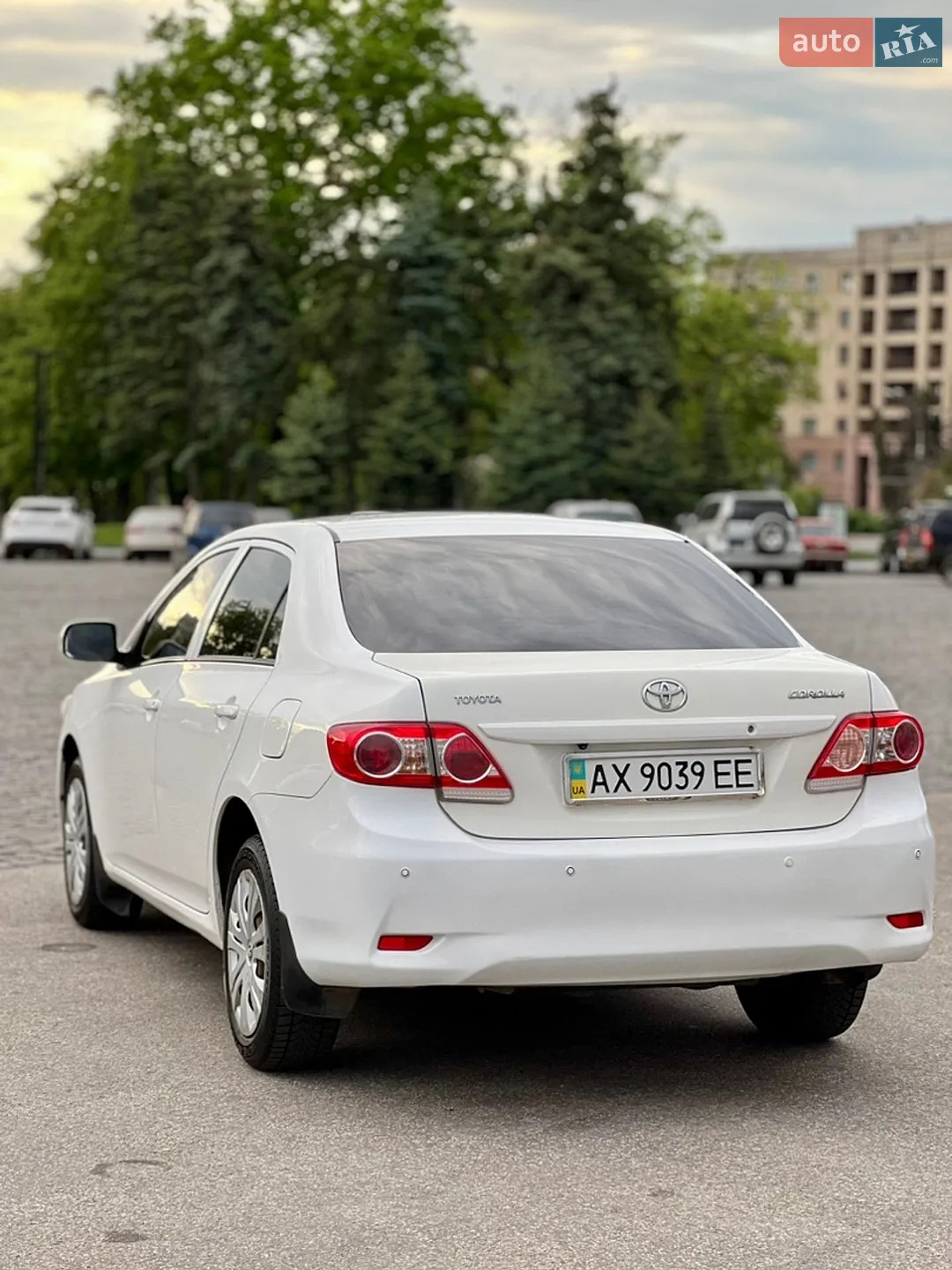 2011 Toyota Corolla - мініатюра 12