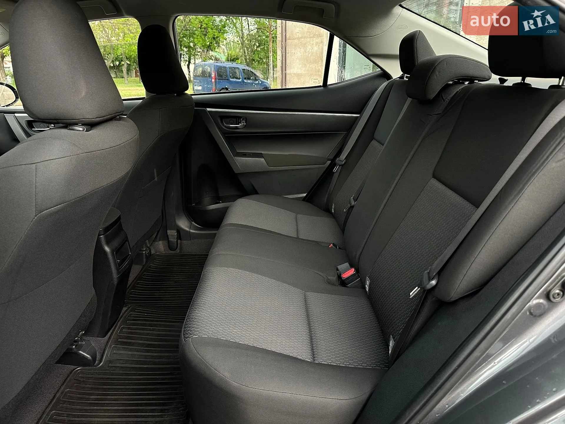 2013 Toyota Corolla - мініатюра 22
