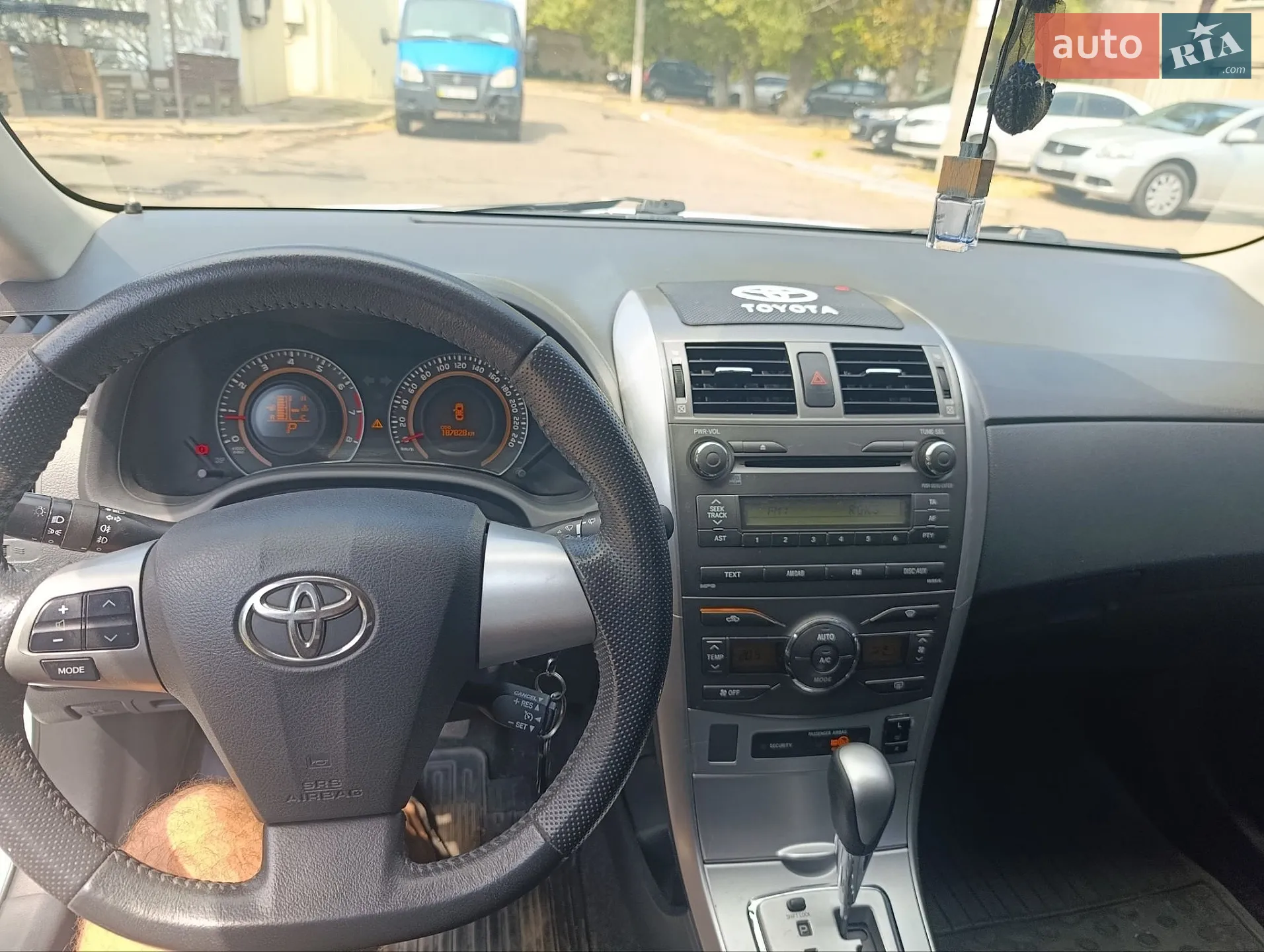2013 Toyota Corolla - мініатюра 8