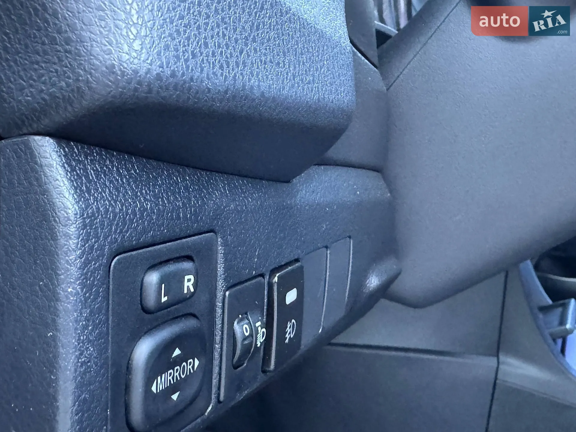 2013 Toyota Corolla - мініатюра 11