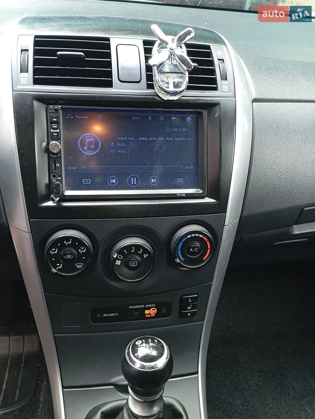 2011 Toyota Corolla - мініатюра 8