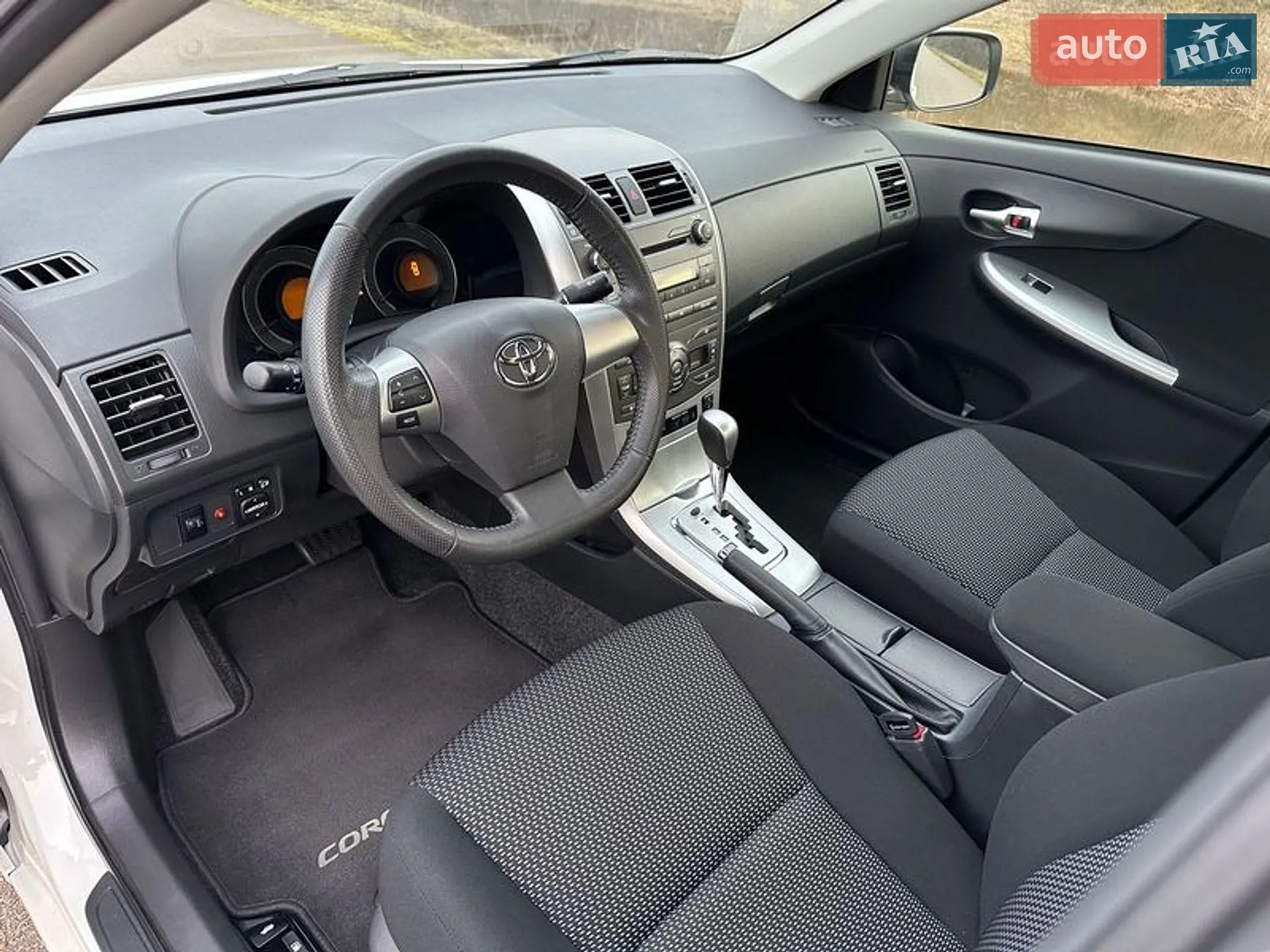 2011 Toyota Corolla - мініатюра 29