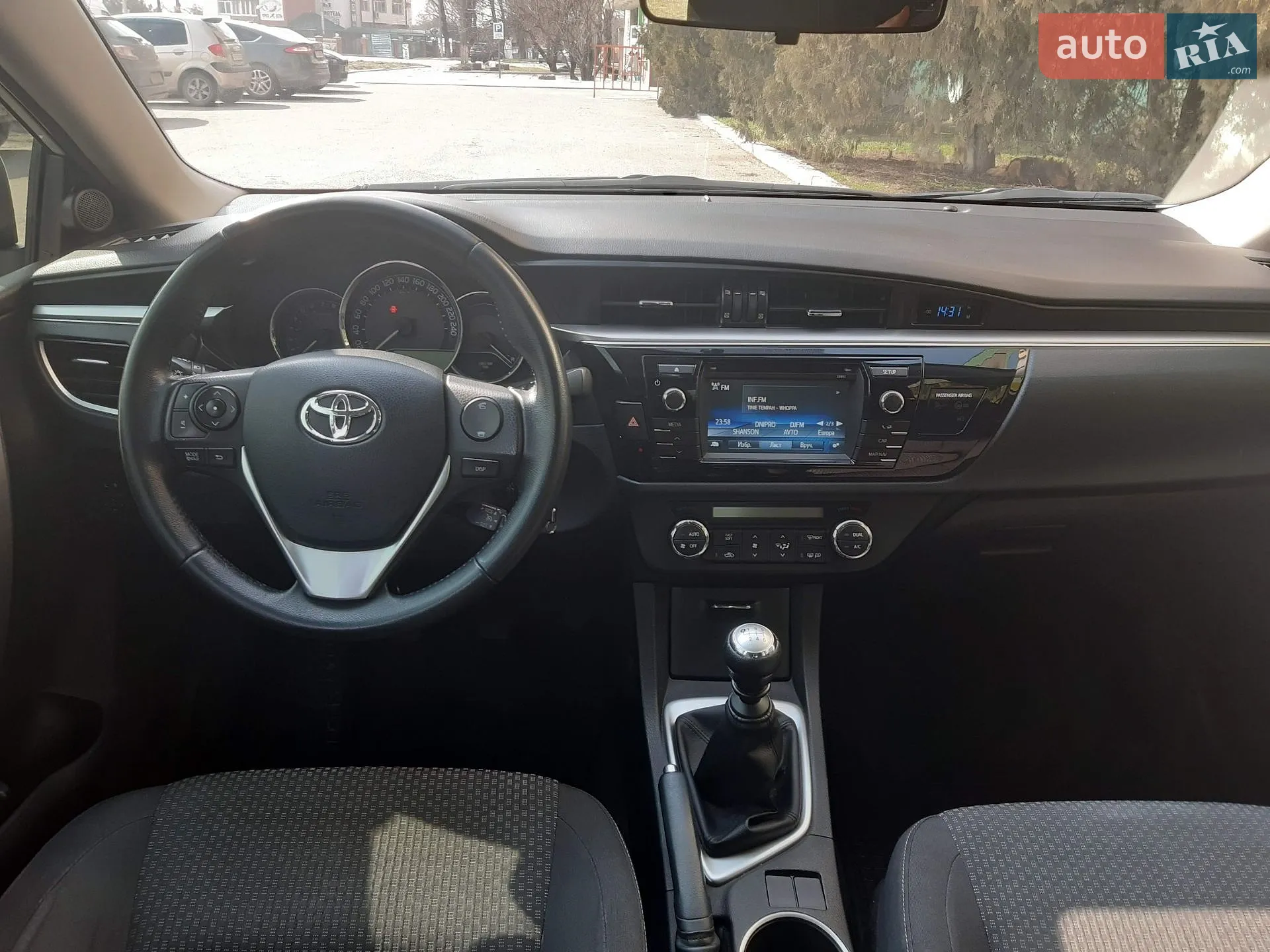 2013 Toyota Corolla - мініатюра 6