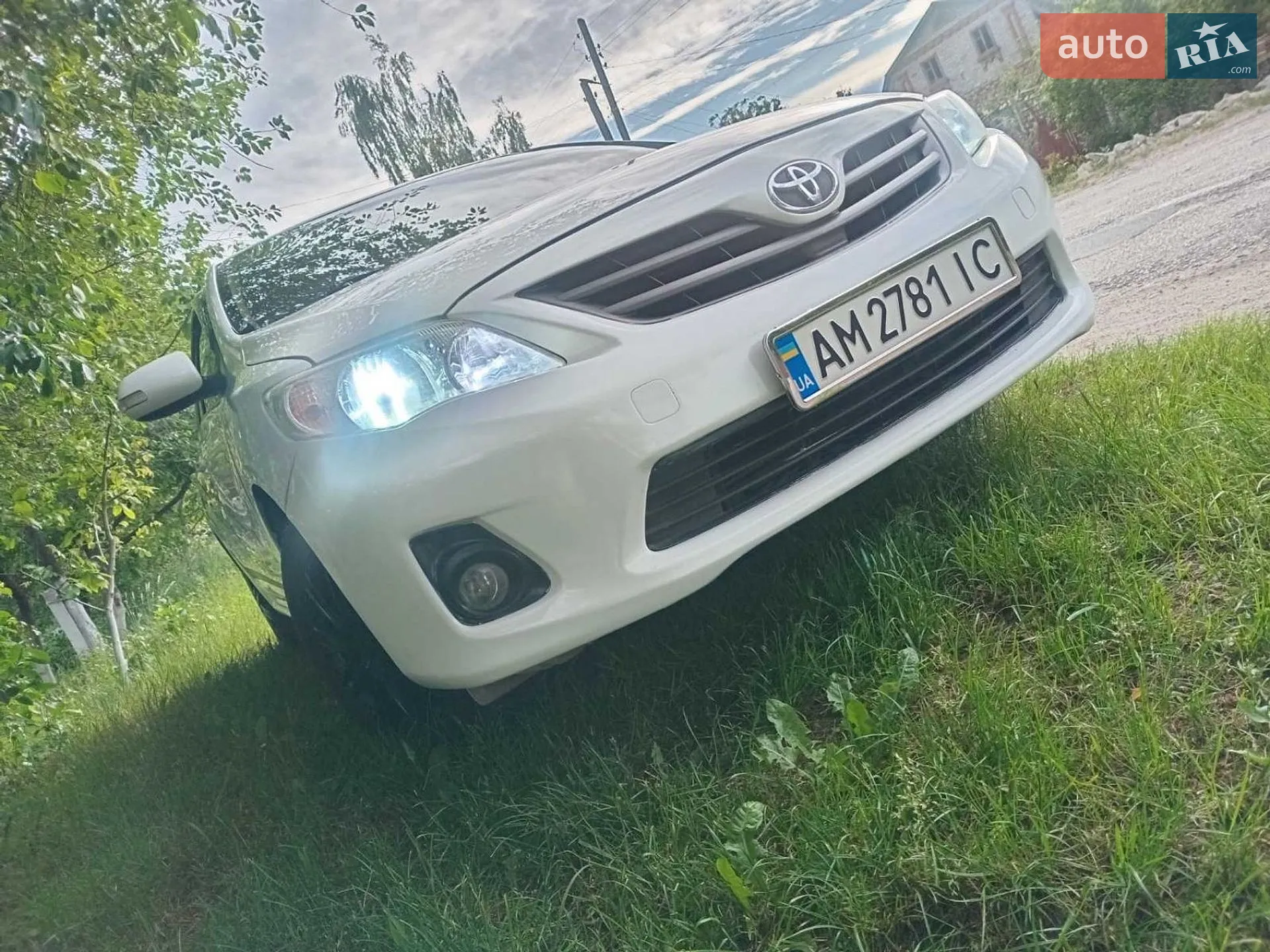 2010 Toyota Corolla - мініатюра 16