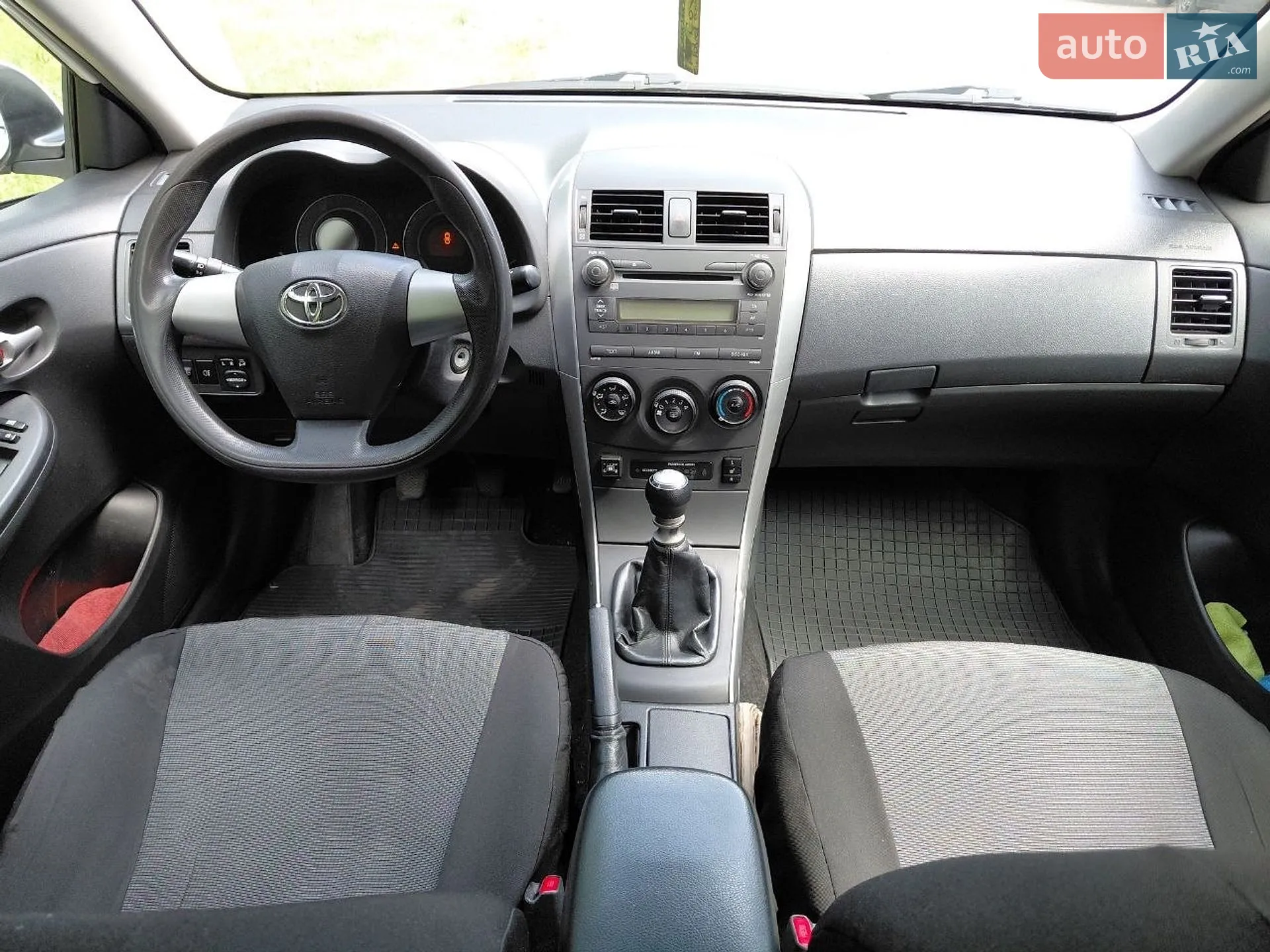 2012 Toyota Corolla - мініатюра 9