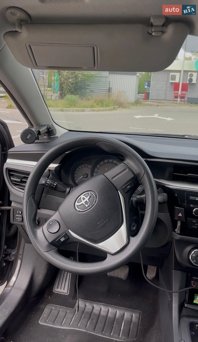 2015 Toyota Corolla - мініатюра 13