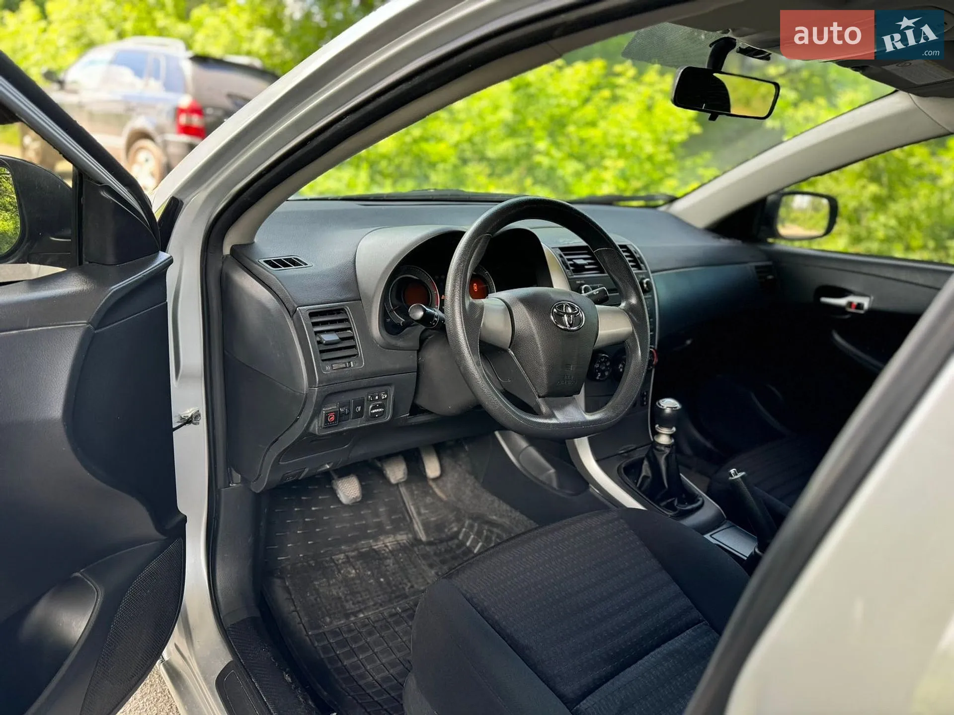 2011 Toyota Corolla - мініатюра 13