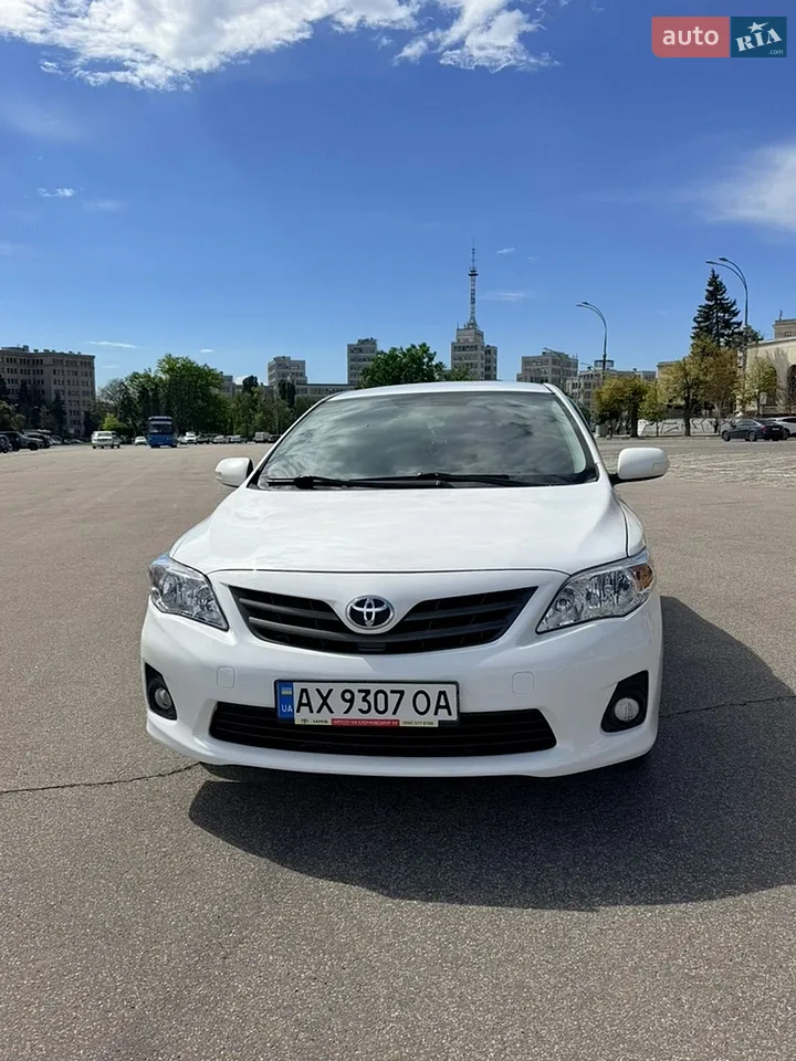 2010 Toyota Corolla - мініатюра 19