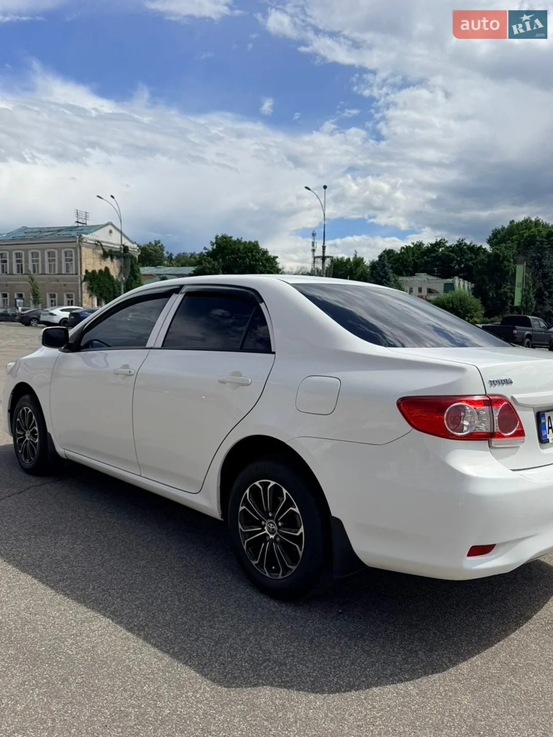 2011 Toyota Corolla - мініатюра 3