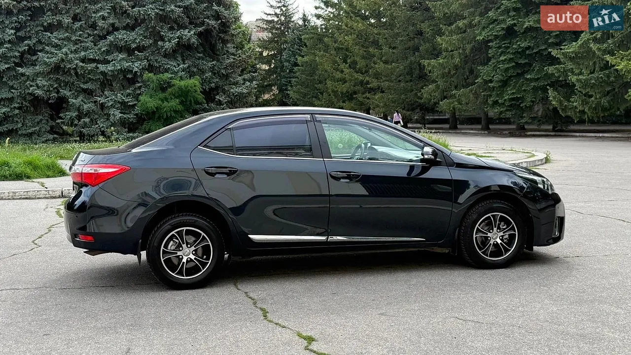2016 Toyota Corolla - мініатюра 16