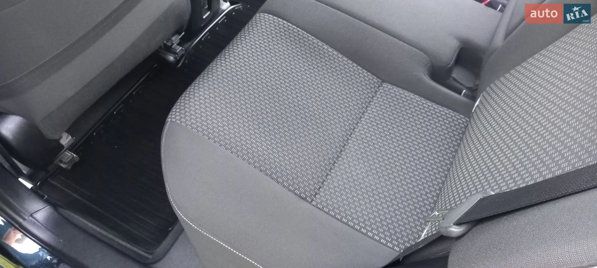 2013 Toyota Corolla - мініатюра 19