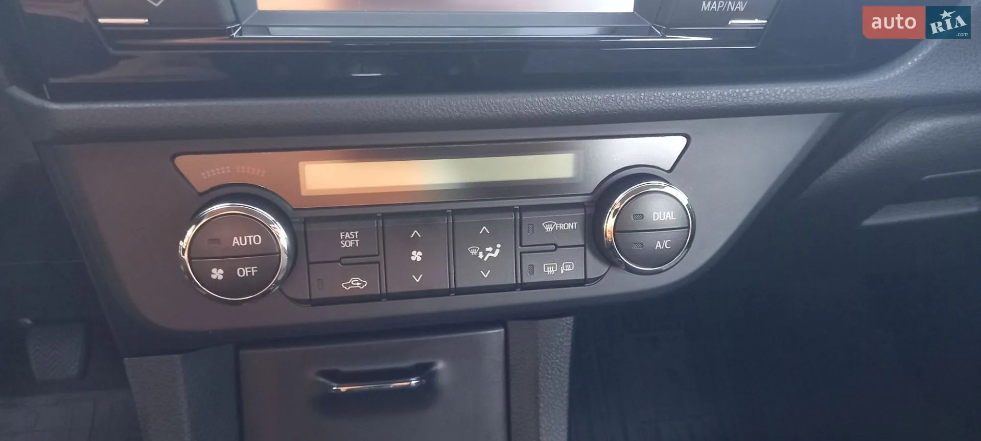 2013 Toyota Corolla - мініатюра 24