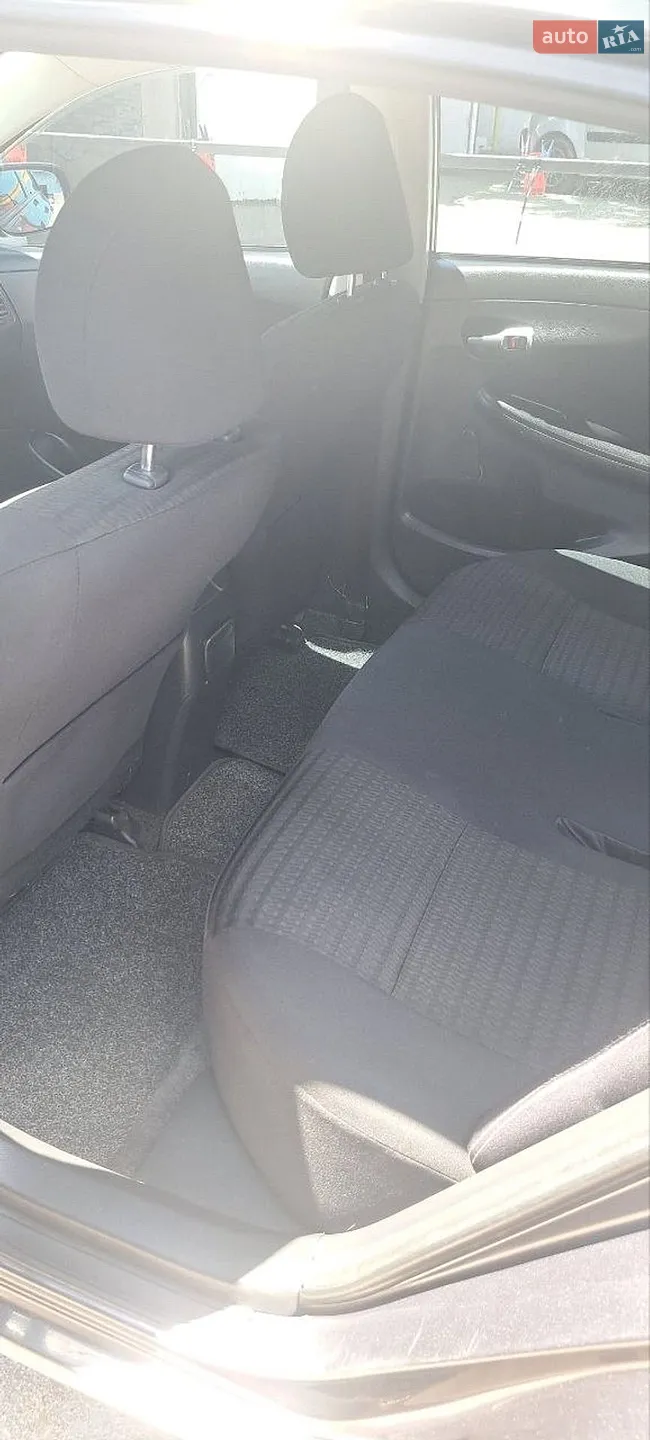 2012 Toyota Corolla - мініатюра 12