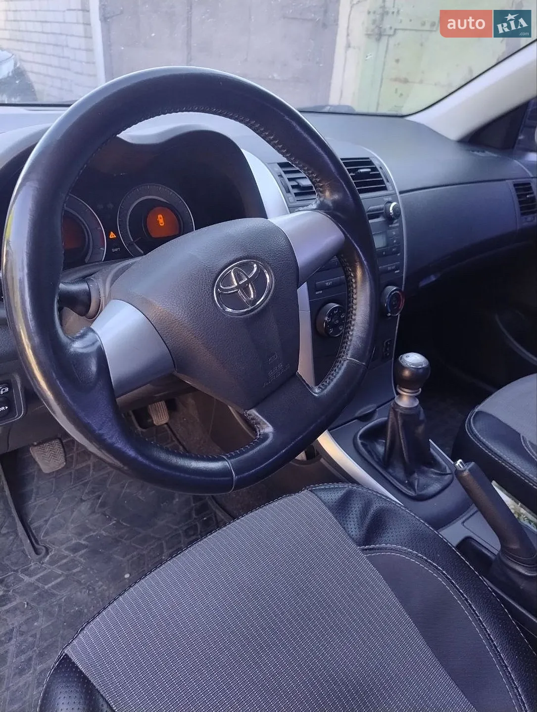 2011 Toyota Corolla - мініатюра 7
