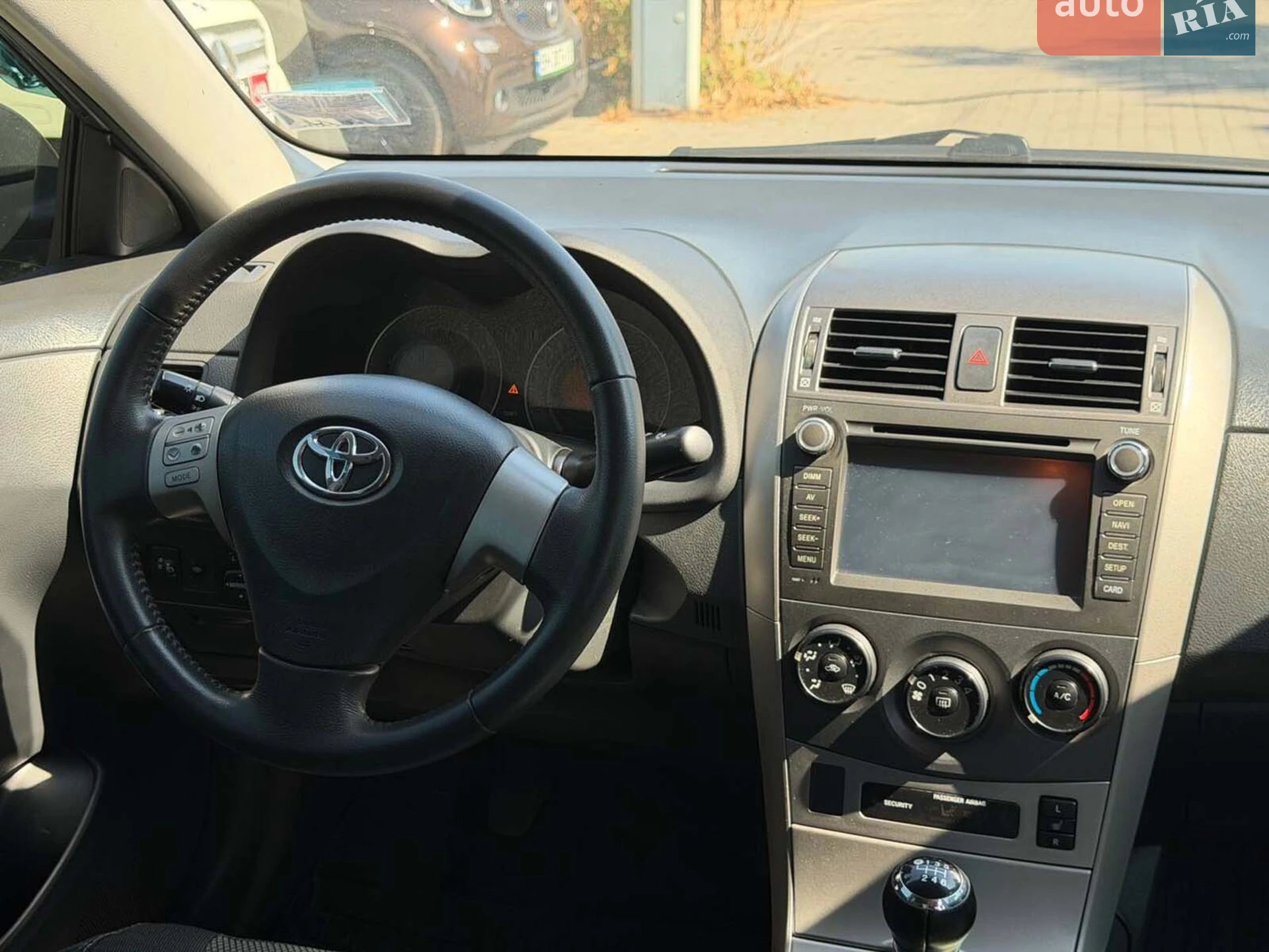 2010 Toyota Corolla - мініатюра 15