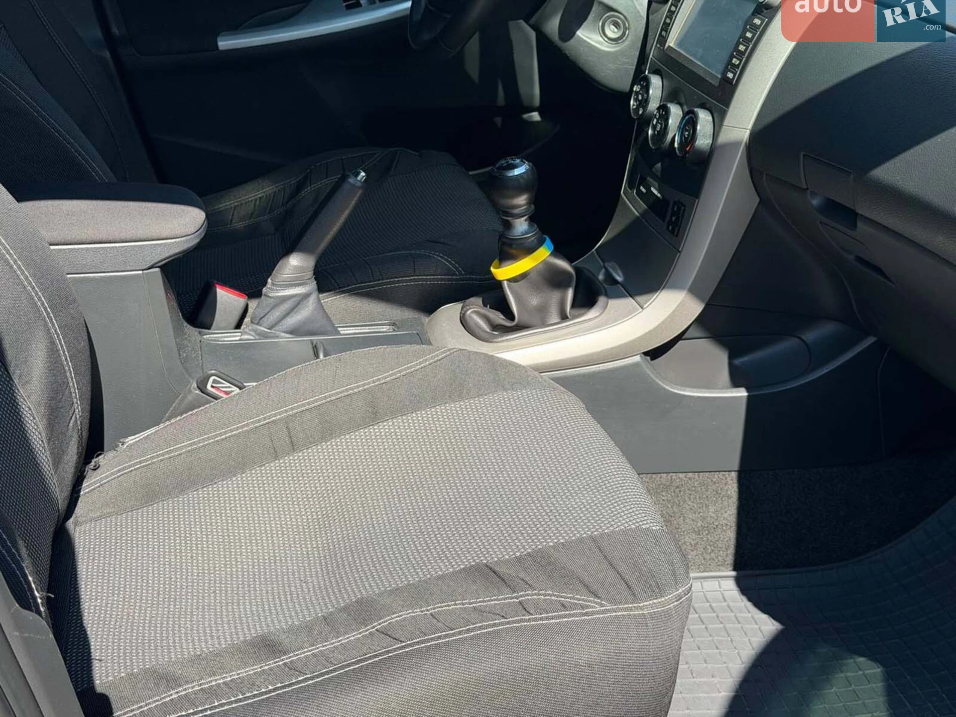 2010 Toyota Corolla - мініатюра 18