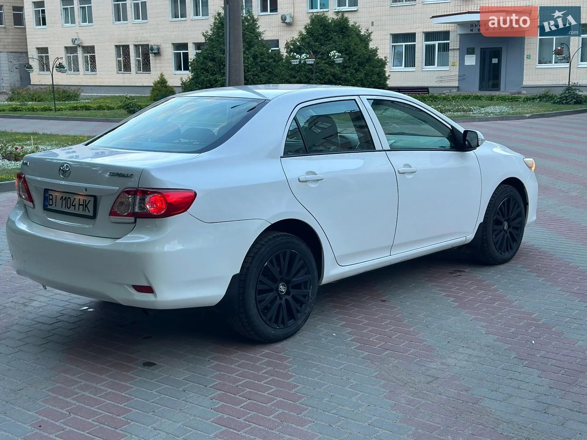 2011 Toyota Corolla - мініатюра 8