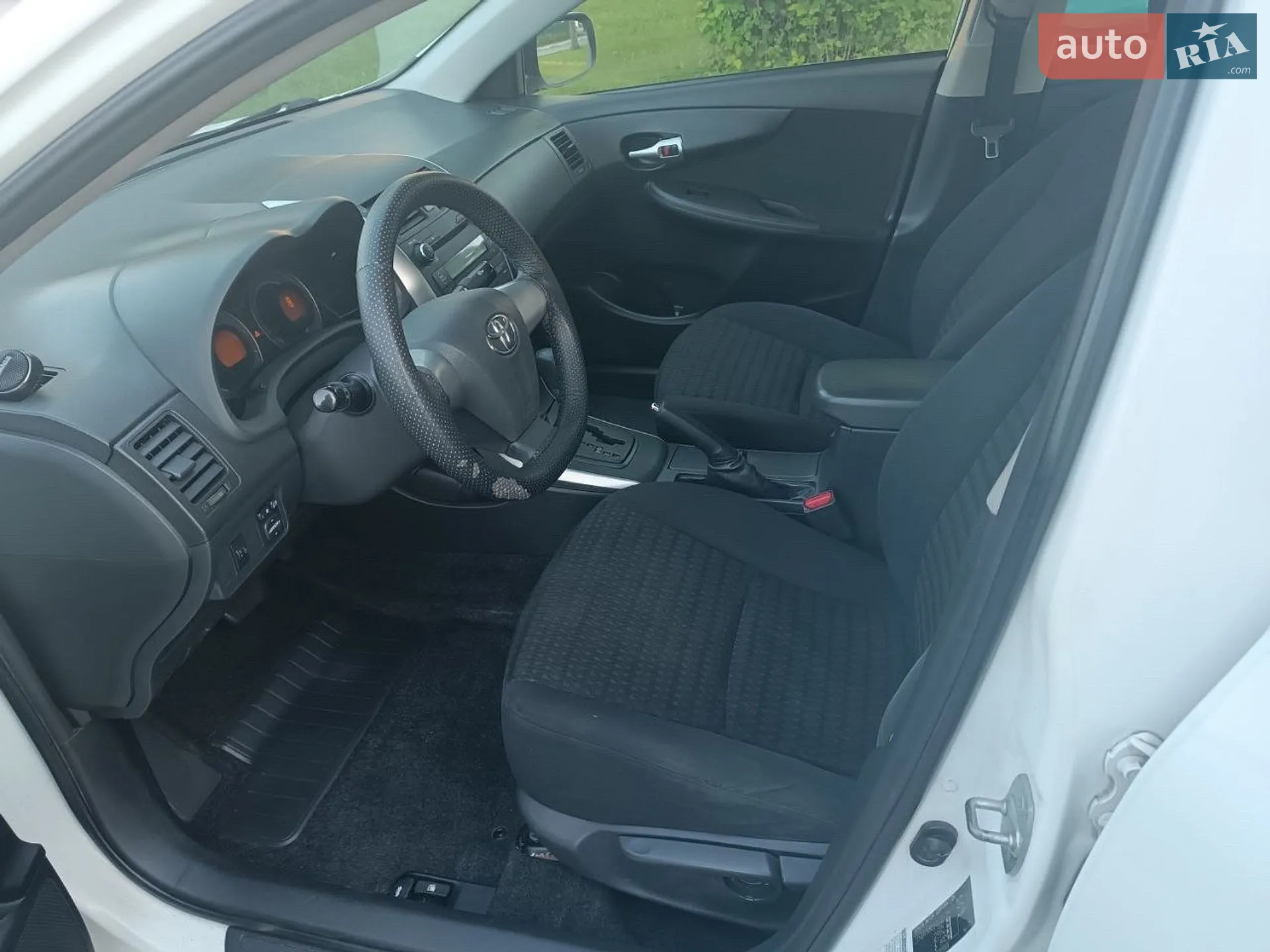 2013 Toyota Corolla - мініатюра 4