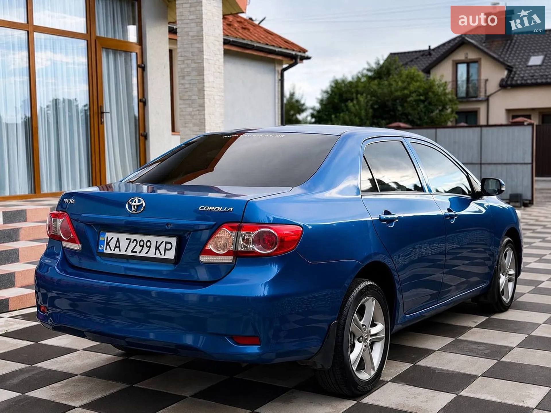 2010 Toyota Corolla - мініатюра 8