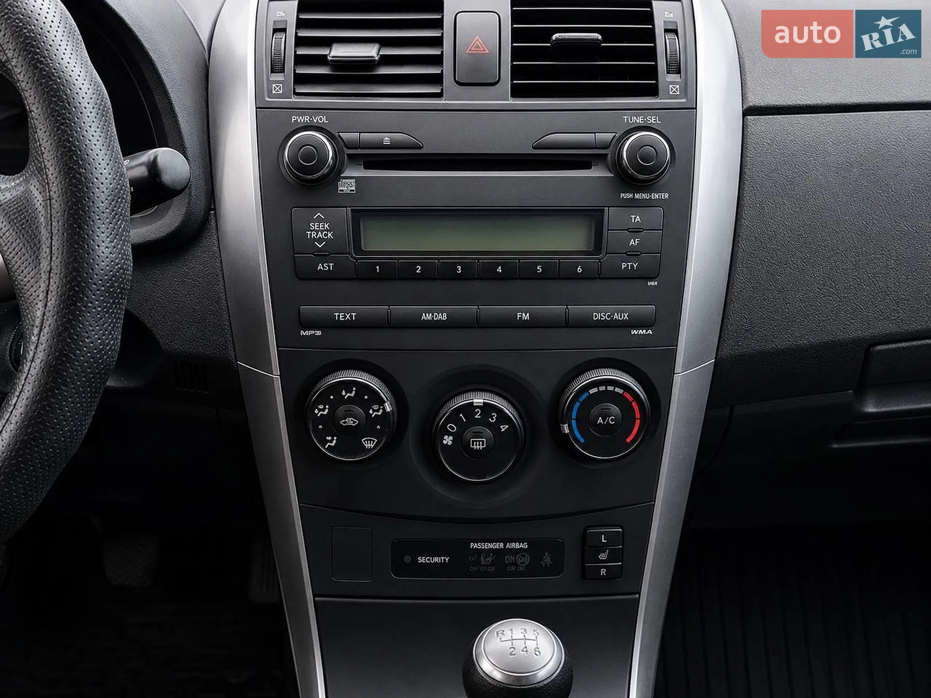 2010 Toyota Corolla - мініатюра 22