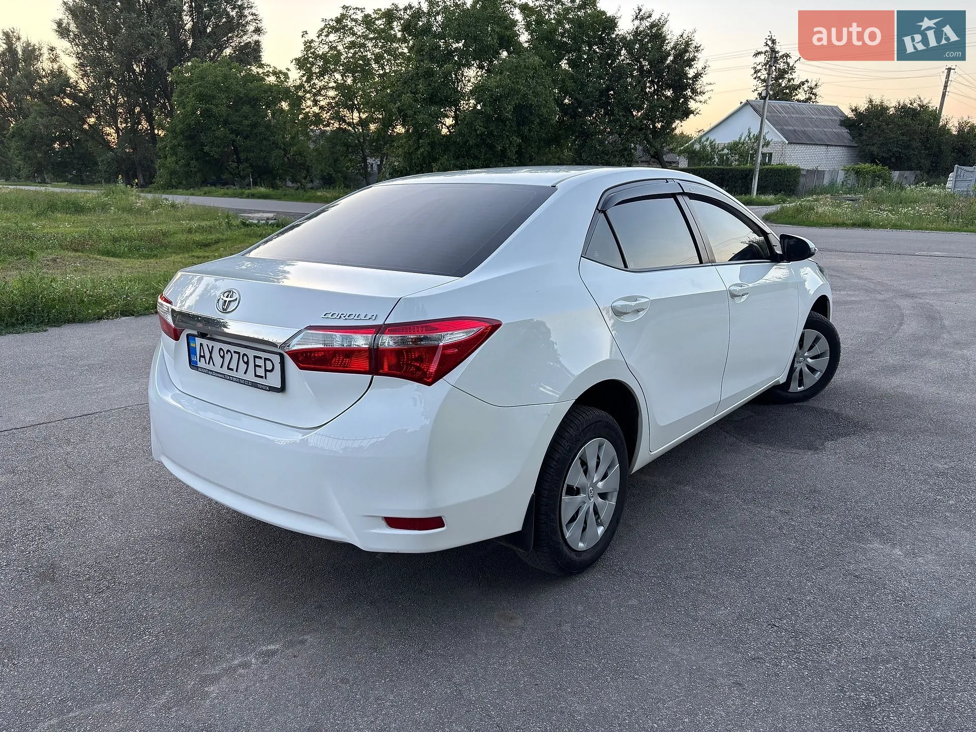 2017 Toyota Corolla - мініатюра 11